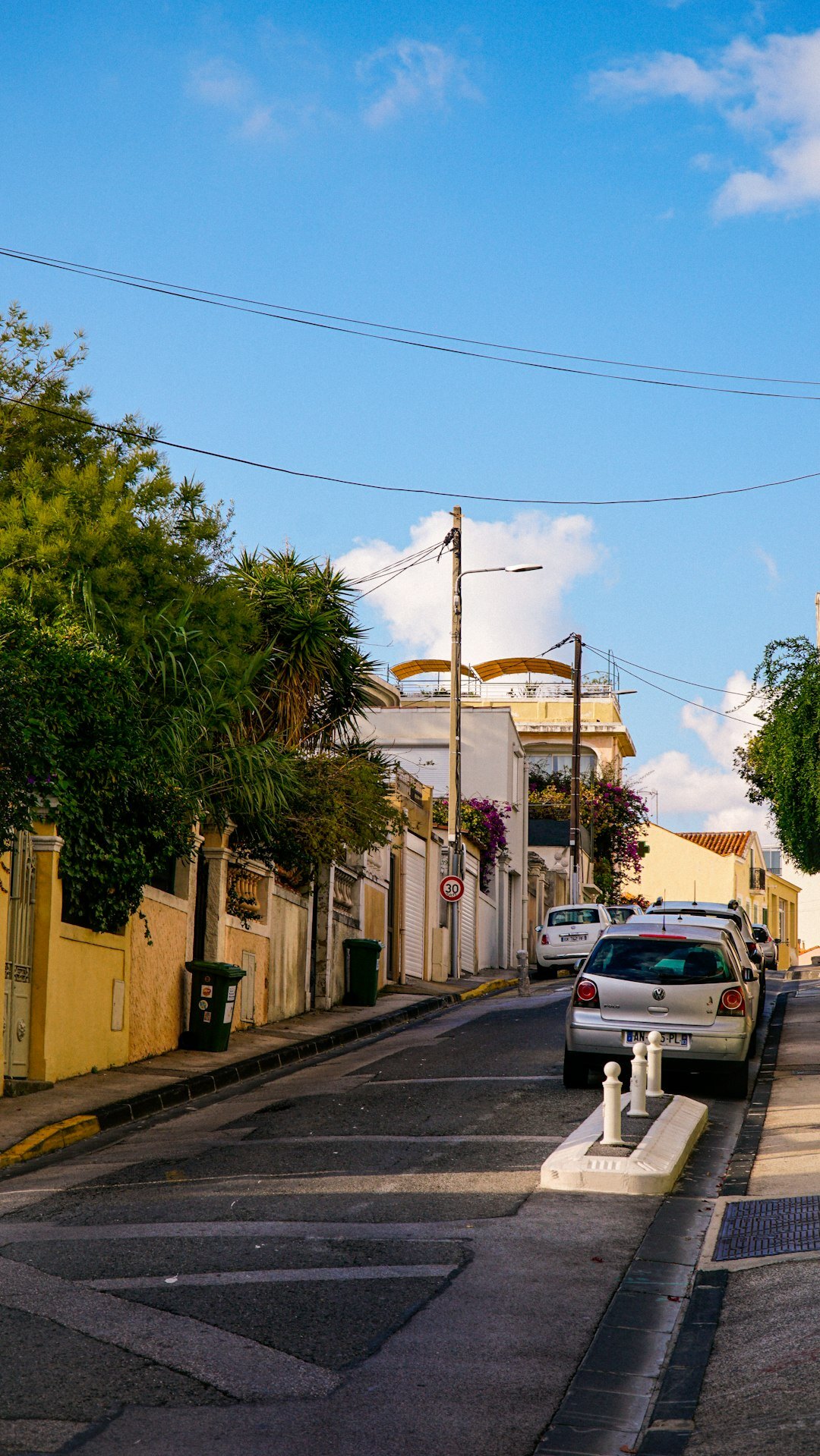 neighborhood street scene